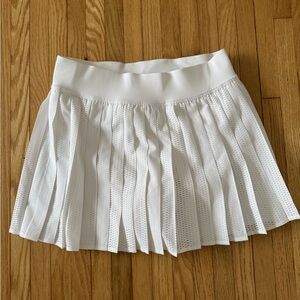 Lululemon White Pleated Women's Tennis Skirt
